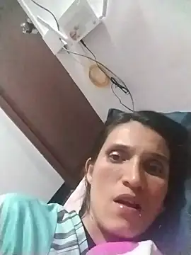 Nathasha LatinHot online show from 10.11.25