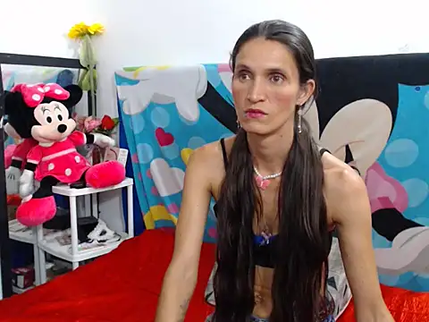 Nathasha LatinHot online show from 10.26.25