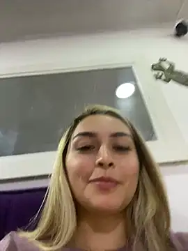 Snapshot of emma_oxford chatting on 01.29.25 emma oxford online show from 01.29.25