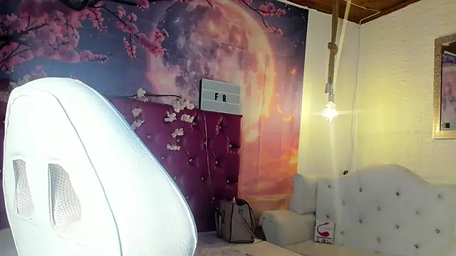 Snapshot of emma_oxford chatting on 03.01.25 emma oxford online show from 03.01.25