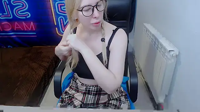 kerakiss877 online show from 02.20.26