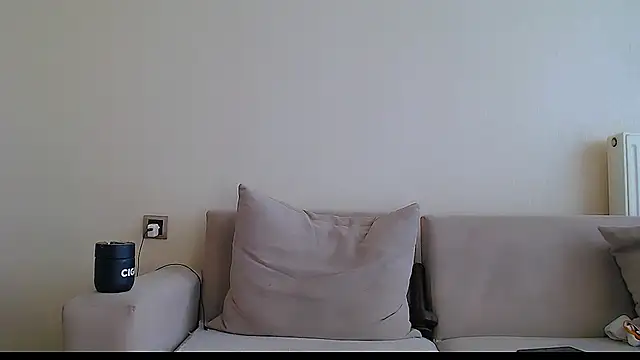 Snapshot of __QUEEN___ chatting on 09.23.25 QUEEN online show from 09.23.25