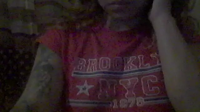 Snapshot of Jennxdolls chatting on 09.29.25 Jennxdolls online show from 09.29.25