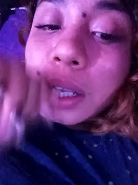 Snapshot of Jennxdolls chatting on 11.06.25 Jennxdolls online show from 11.06.25