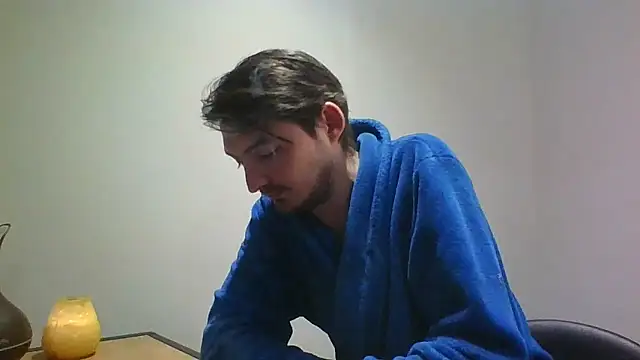 Wesleymodel online show from 01.15.26