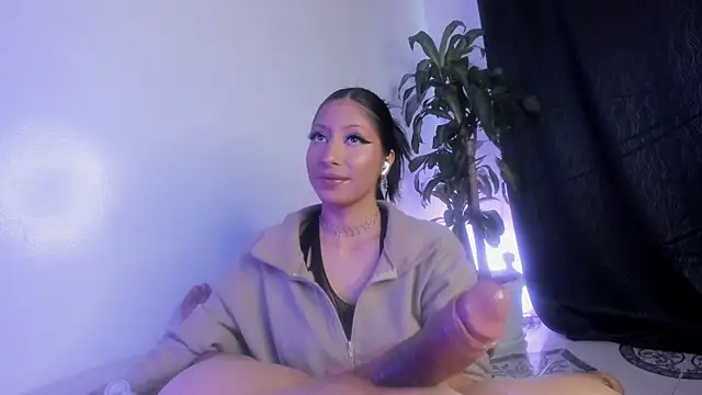 IssaandNeron sex online show from 11.27.25