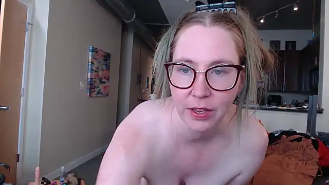 littlelustlamb online show from 09.29.25