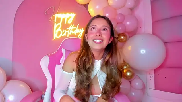 little-Emma online show from 02.22.25