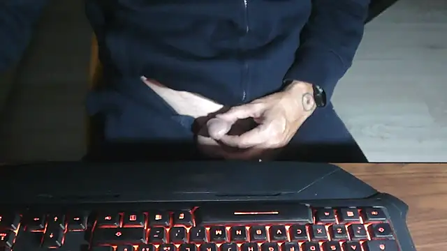 Adri gard online show from 10.25.25