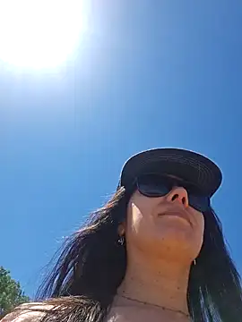 Reinacatchile online show from 01.19.25