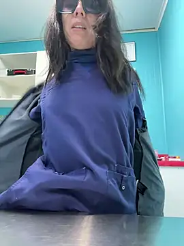 Reinacatchile online show from 04.23.26