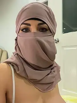 Amberonee31 online show from 02.18.25