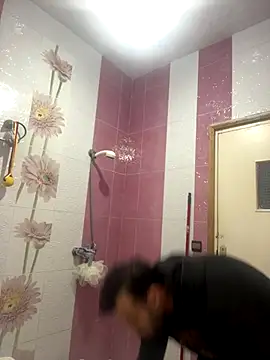 Snapshot of Jobay-zine chatting on 11.04.25 Jobay-zine online show from 11.04.25