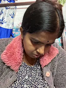 Beauty-queen online show from 02.21.25