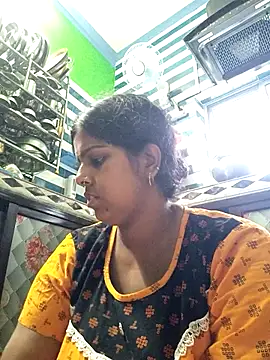 Beauty-queen online show from 03.11.25