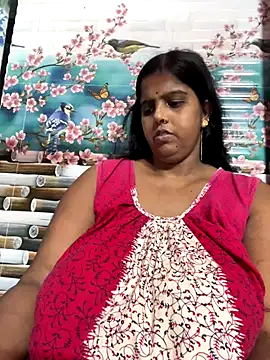 Beauty-queen online show from 09.18.25