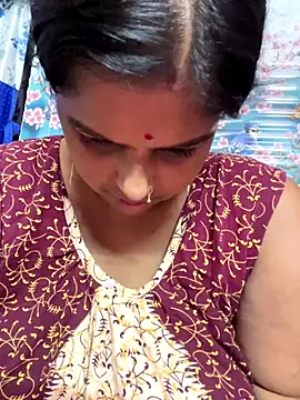 Beauty-queen online show from 09.26.25