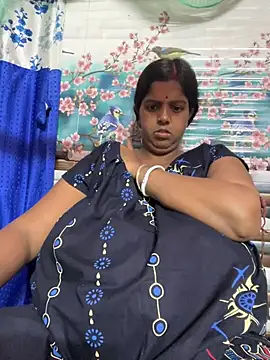 Beauty-queen online show from 03.23.26