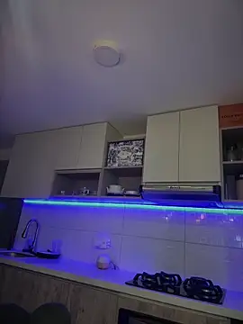 Alirawrz online show from 03.15.25