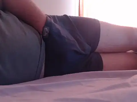 Snapshot of gentleman404040 chatting on 09.26.25 gentleman404040 online show from 09.26.25