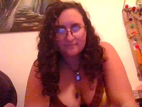 Snapshot of juicyrubies chatting on 01.15.25 juicyrubies online show from 01.15.25