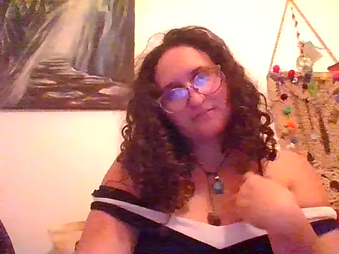 Snapshot of juicyrubies chatting on 01.19.25 juicyrubies online show from 01.19.25