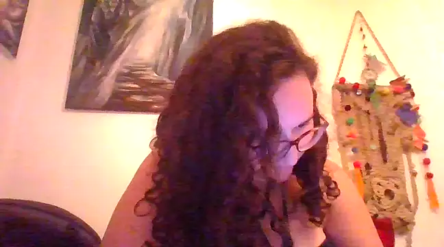 Snapshot of juicyrubies chatting on 03.20.25 juicyrubies online show from 03.20.25