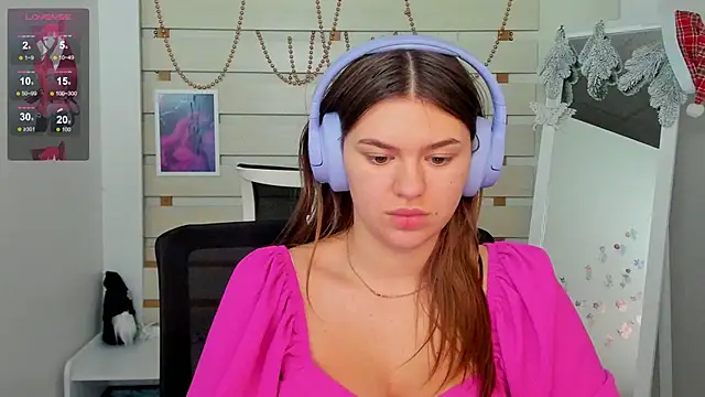 Snapshot of Josephine_Kiss chatting on 12.24.24 Josephine Kiss online show from 12.24.24