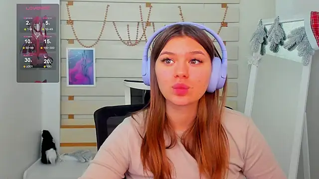 Snapshot of Josephine_Kiss chatting on 01.02.25 Josephine Kiss online show from 01.02.25