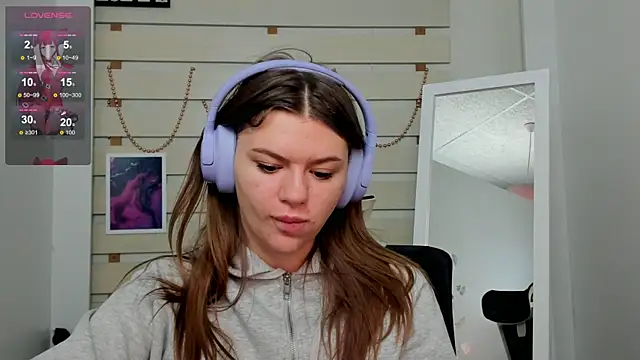 Snapshot of Josephine_Kiss chatting on 01.19.25 Josephine Kiss online show from 01.19.25