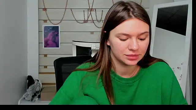Snapshot of Josephine_Kiss chatting on 01.29.25 Josephine Kiss online show from 01.29.25