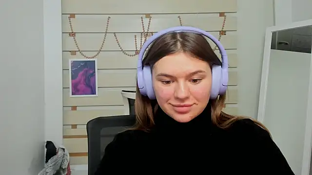 Snapshot of Josephine_Kiss chatting on 02.07.25 Josephine Kiss online show from 02.07.25