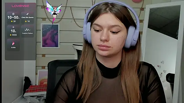 Snapshot of Josephine_Kiss chatting on 03.09.25 Josephine Kiss online show from 03.09.25