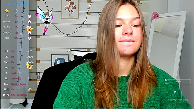 Snapshot of Josephine_Kiss chatting on 10.02.25 Josephine Kiss online show from 10.02.25