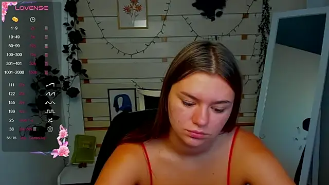 Snapshot of Josephine_Kiss chatting on 07.21.26 Josephine Kiss online show from 07.21.26