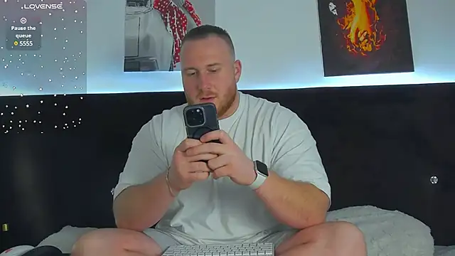 RoddyStill online show from 01.05.25