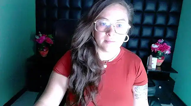 SaraThomso online show from 12.07.24