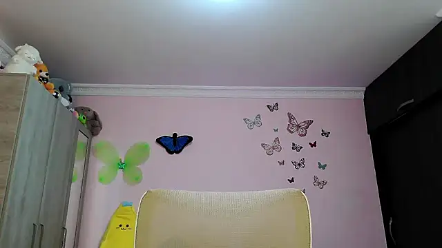 caroline jonson online show from 10.10.25