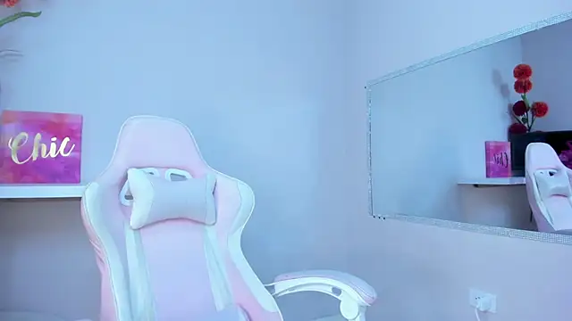 Danna 777  online show from 12.30.24