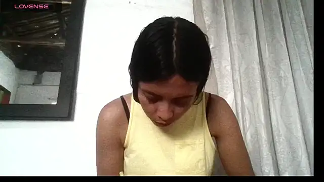 Snapshot of stefany_sexxx chatting on 03.10.25 stefany sexxx online show from 03.10.25