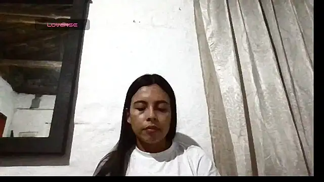 Snapshot of stefany_sexxx chatting on 03.15.25 stefany sexxx online show from 03.15.25