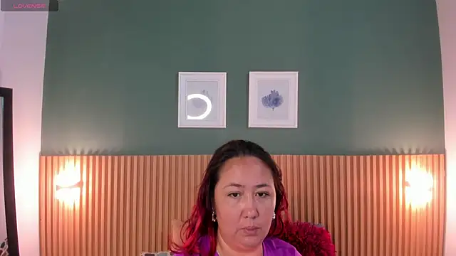  anavictoria  online show from 10.31.25