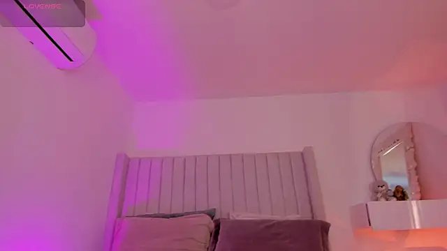 Shelynna azzul online show from 02.21.26