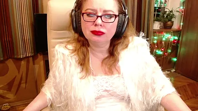 Miss Tress online show from 01.06.26