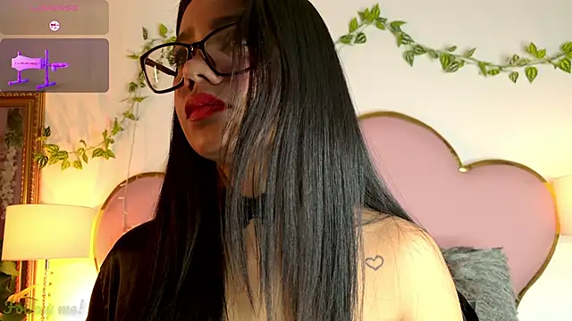 SenniaBella online show from 01.17.26