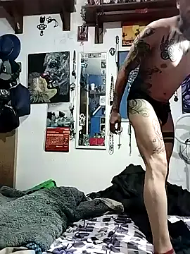 Karinatvdec online show from 12.30.24