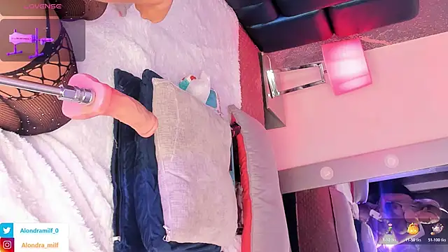 ALONDRAMILF online show from 11.03.25