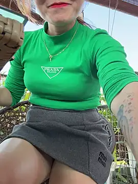 Emily 9xx online show from 03.01.25