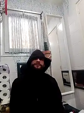 Snapshot of bearguy998 chatting on 12.30.24 bearguy998 online show from 12.30.24