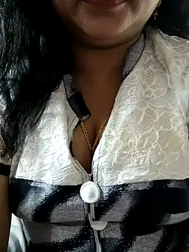 cuteyqueen online show from 01.13.25